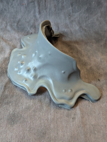 XENO GORGET BLANK ARMOR CAST PREORDER- !!SPIKE VERSION!!  *SHIPS LATE MAY THROUGH JULY*