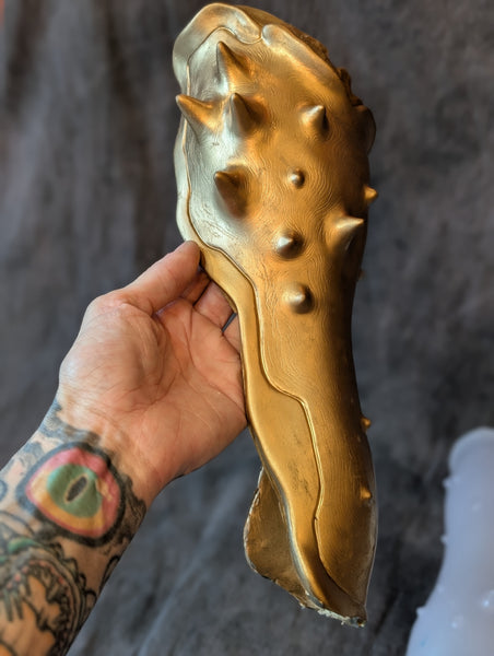 LARGE ALIEN SPIKE BRACER BLANK CAST