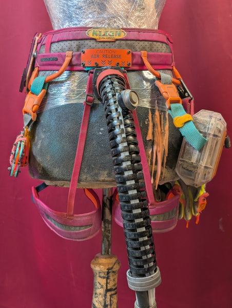 SHITTY KITTY GEAR RELIC SET