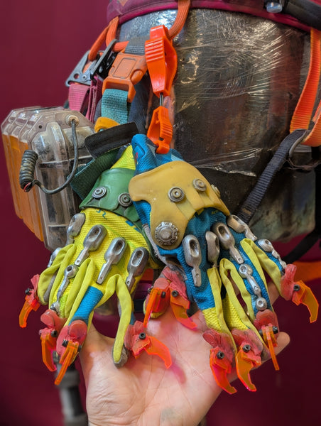 SHITTY KITTY GEAR RELIC SET