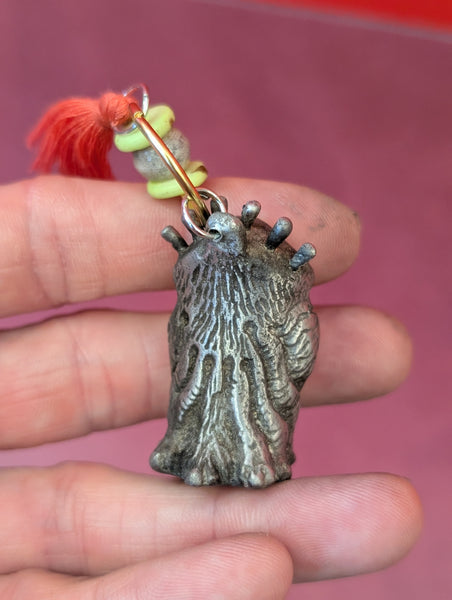 TOKEN OF **UNKNOWN PRONUNCIATION** ACOLYTE- PEWTER METAL- HANGING CHARM