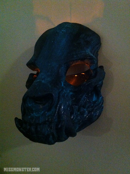 SKULL BEAST TEA LIGHT SCONCE