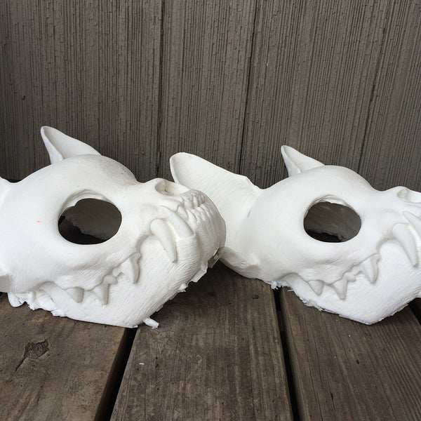 MISCAST CAT SKULL MASK