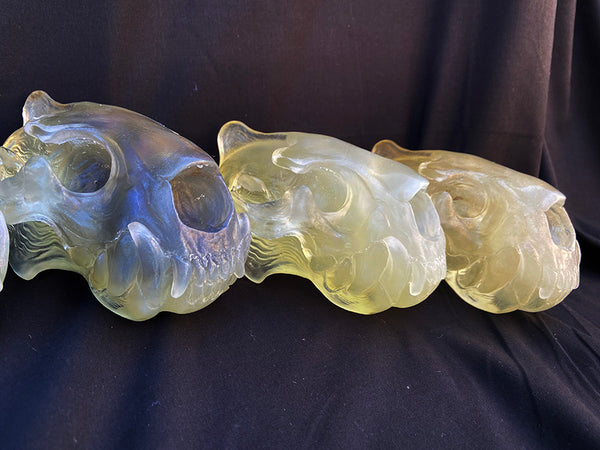 SPIRIT HOUSE CRYSTAL SKULL -MOSTLY CLEAR