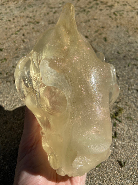 SPIRIT HOUSE CRYSTAL SKULL -MOSTLY CLEAR