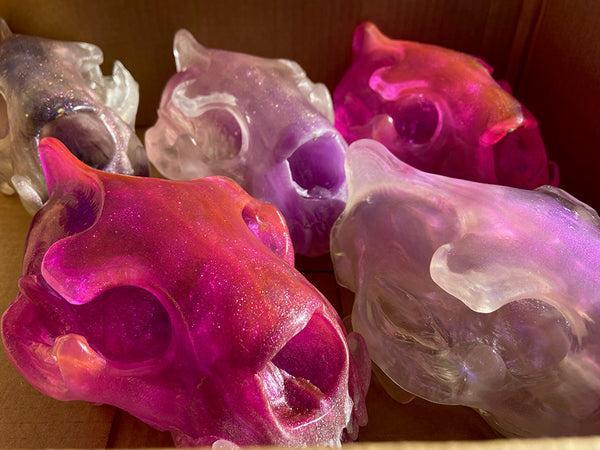 SPIRIT HOUSE CRYSTAL SKULL -PINKY PURPLES