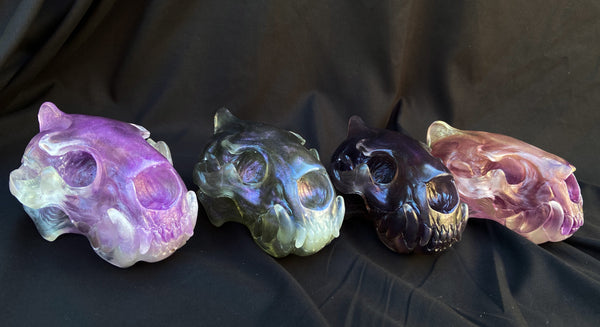 SPIRIT HOUSE CRYSTAL SKULL -DARK PURPLES