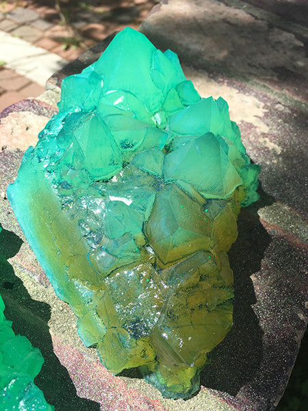 URETHANE GLOW IN THE DARK CRYSTAL- LARGE ( GREEN AND ORANGE)