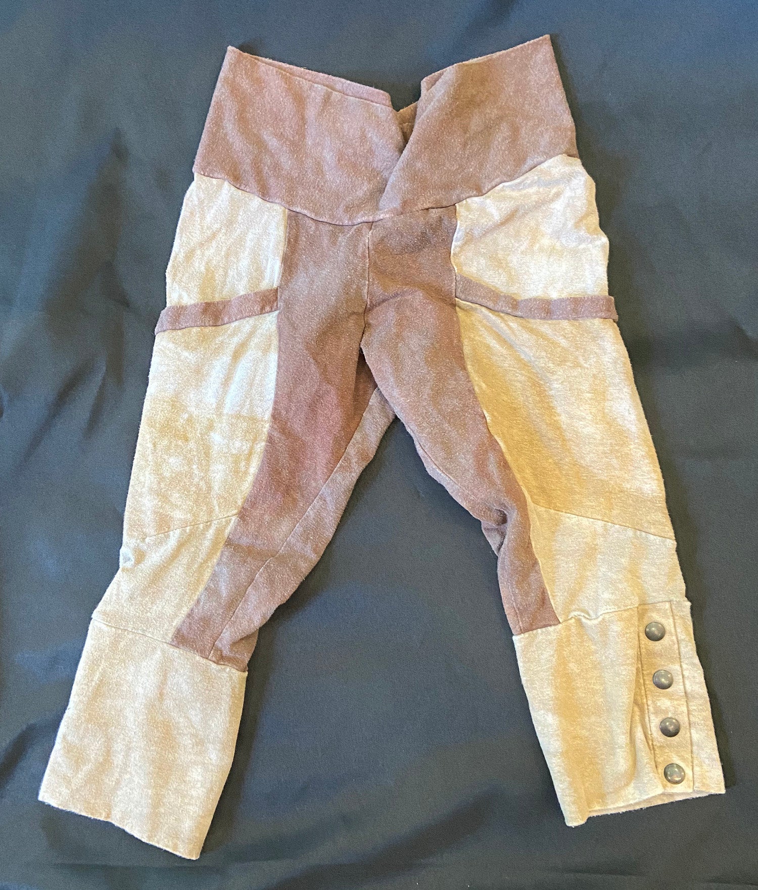 CROSSFOX LONG SHORTS SIZE MEDIUM- ITEM #1