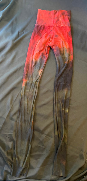 WILDHORSE APPAREL RED DIP DYED LEGGINGS- SIZE MEDIUM ITEM #10