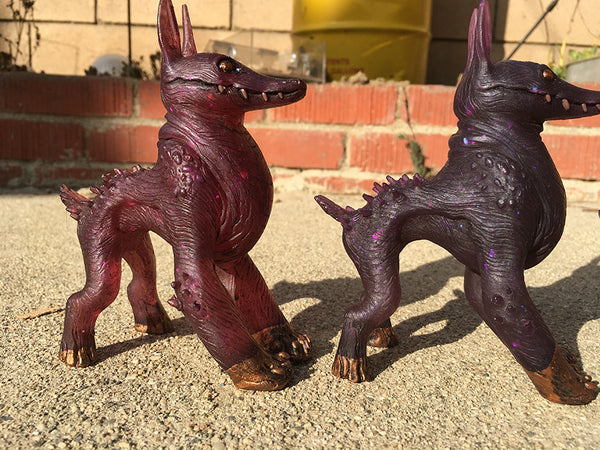 CRAGNOG PAINTED ART TOY- GOLD FEETS!