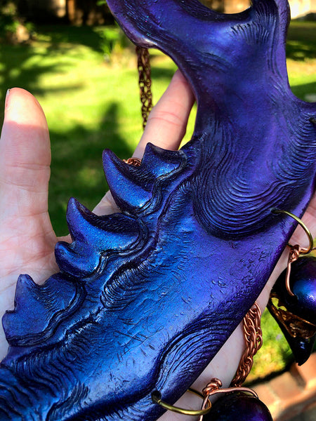 DUST BEAST FANTASY NECKLACE- RED/PURPLE COLORSHIFT