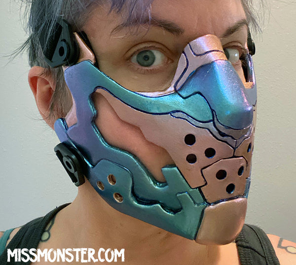 CYBER KITTY HALF MASK