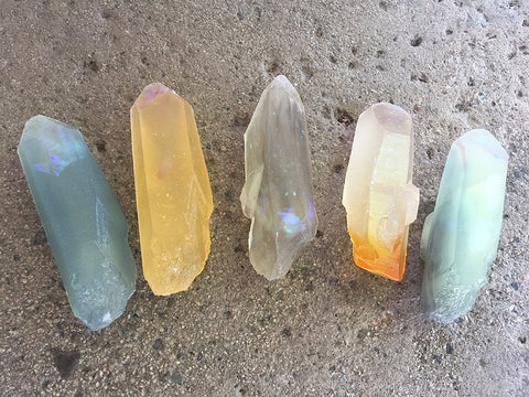 CAST URETHANE GLOW IN THE DARK LONG CRYSTALS