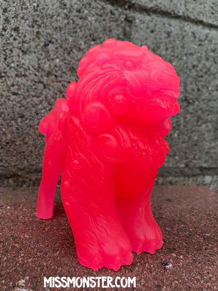 FOO DOG BLEP CAST FIGURE- BRIGHT PINK GLOW