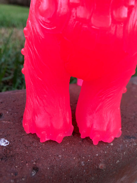 FOO DOG BLEP CAST FIGURE- BRIGHT PINK GLOW