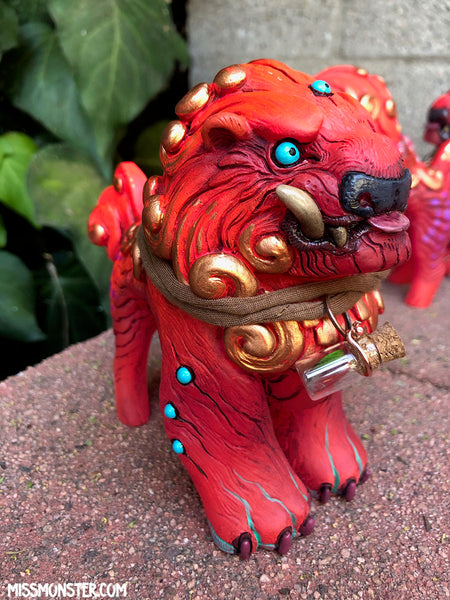 FOO DOG BLEP PAINTED GLOW IN THE DARK FIGURE