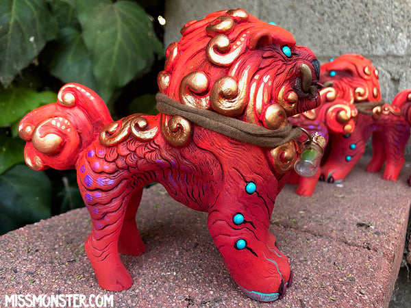 FOO DOG BLEP PAINTED GLOW IN THE DARK FIGURE