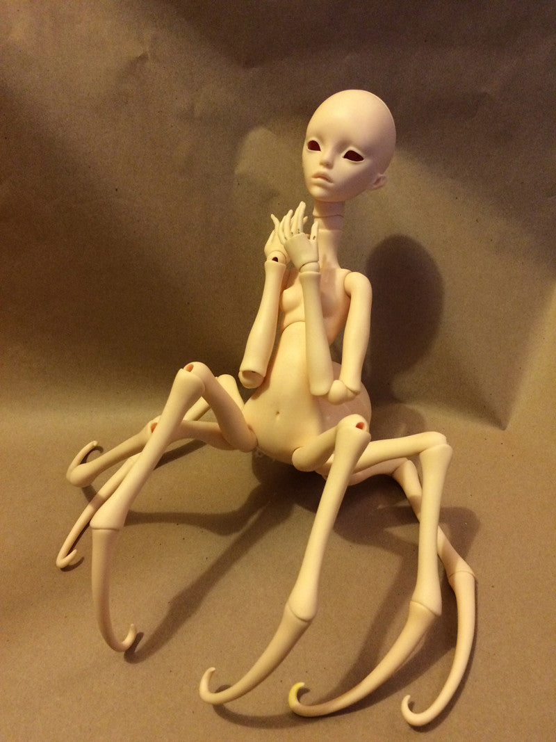 DOLL CHATEAU ELIZABETH- BLANK, PINK SKIN