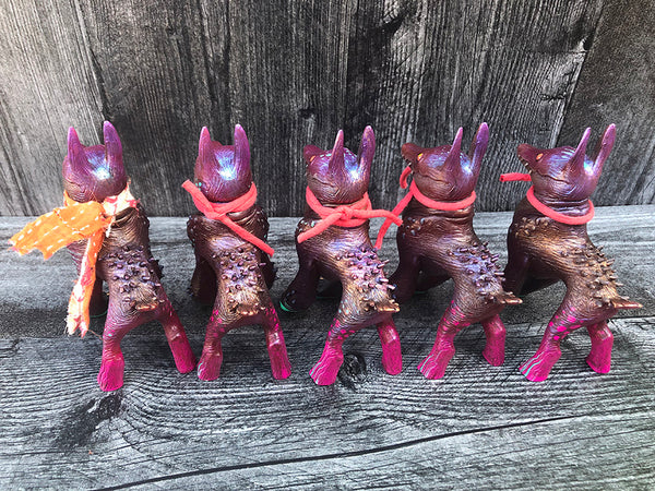 CRAGNOG CAST FIGURE- PURPLE IRIDESCENT