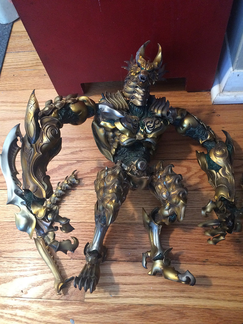 GARO WOLF FIGURE 13" BERSERKER