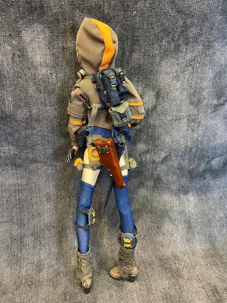 WOMAN FIGHTER 1/6 FIGURE