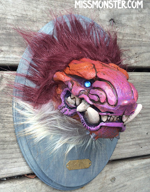 WALL MOUNTED CAST TAXIDERMY HEAD- RED