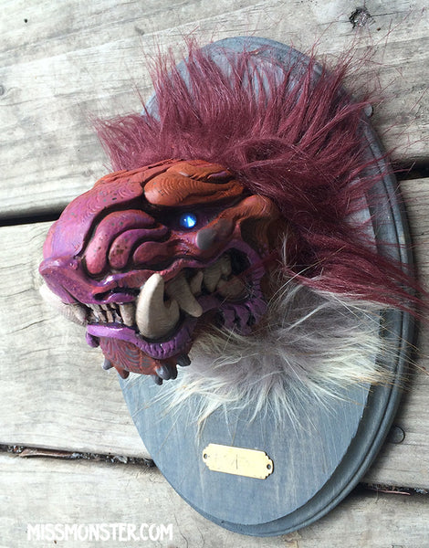 WALL MOUNTED CAST TAXIDERMY HEAD- RED