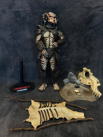 CITY HUNTER PREDATOR 1/6 HOT TOYS FIGURE