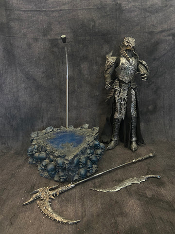 DARK CROWN TOYS 1/6 SOUL HUNTER FIGURE