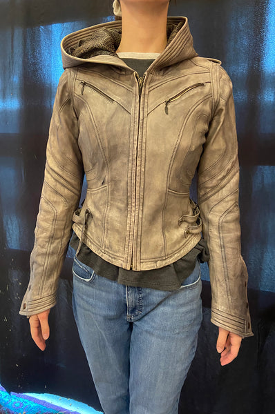 CLOTHING SALE- AYYAWEAR RARE TERRACE LEATHER JACKET WOMENS MEDIUM