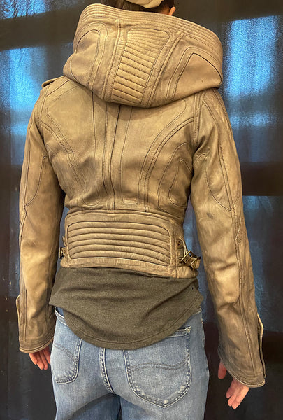 CLOTHING SALE- AYYAWEAR RARE TERRACE LEATHER JACKET WOMENS MEDIUM