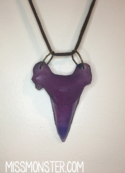 GLOW IN THE DARK URETHANE FOSSIL SHARK TOOTH PENDANT
