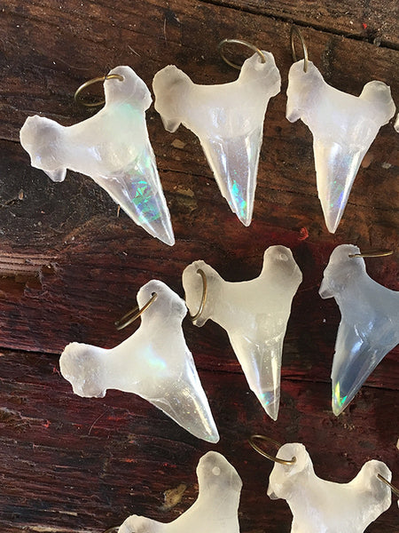 GLOW IN THE DARK URETHANE FOSSIL SHARK TOOTH PENDANT- LARGE