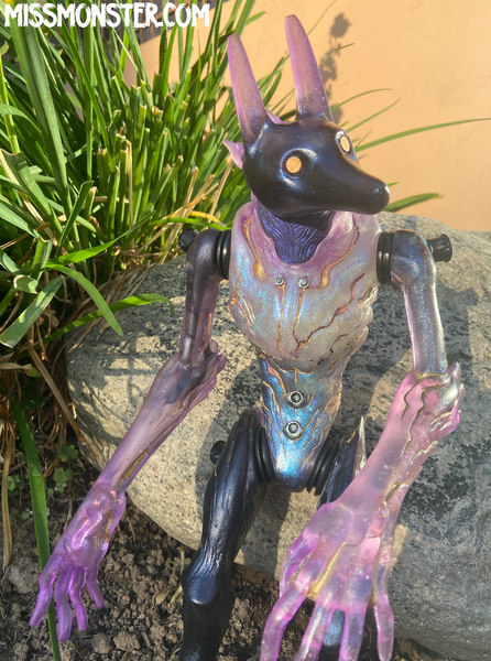 SPACE WEREWOLF POSEABLE FIGURE- GANYMEDE