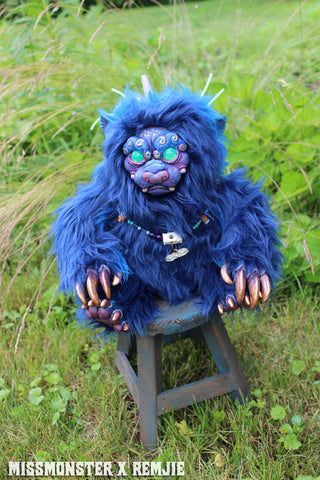 MAUMO THE FOO DOG- REMJIE COLLABORATION OOAK DOLL