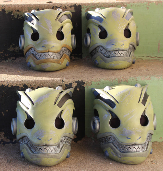 MILITARY GREEN BATLE DAMAGED ROBO FOX MASK